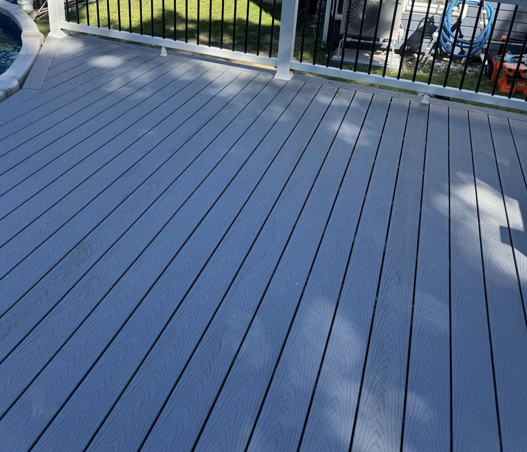 Worcester Poolside Deck — photograph 8