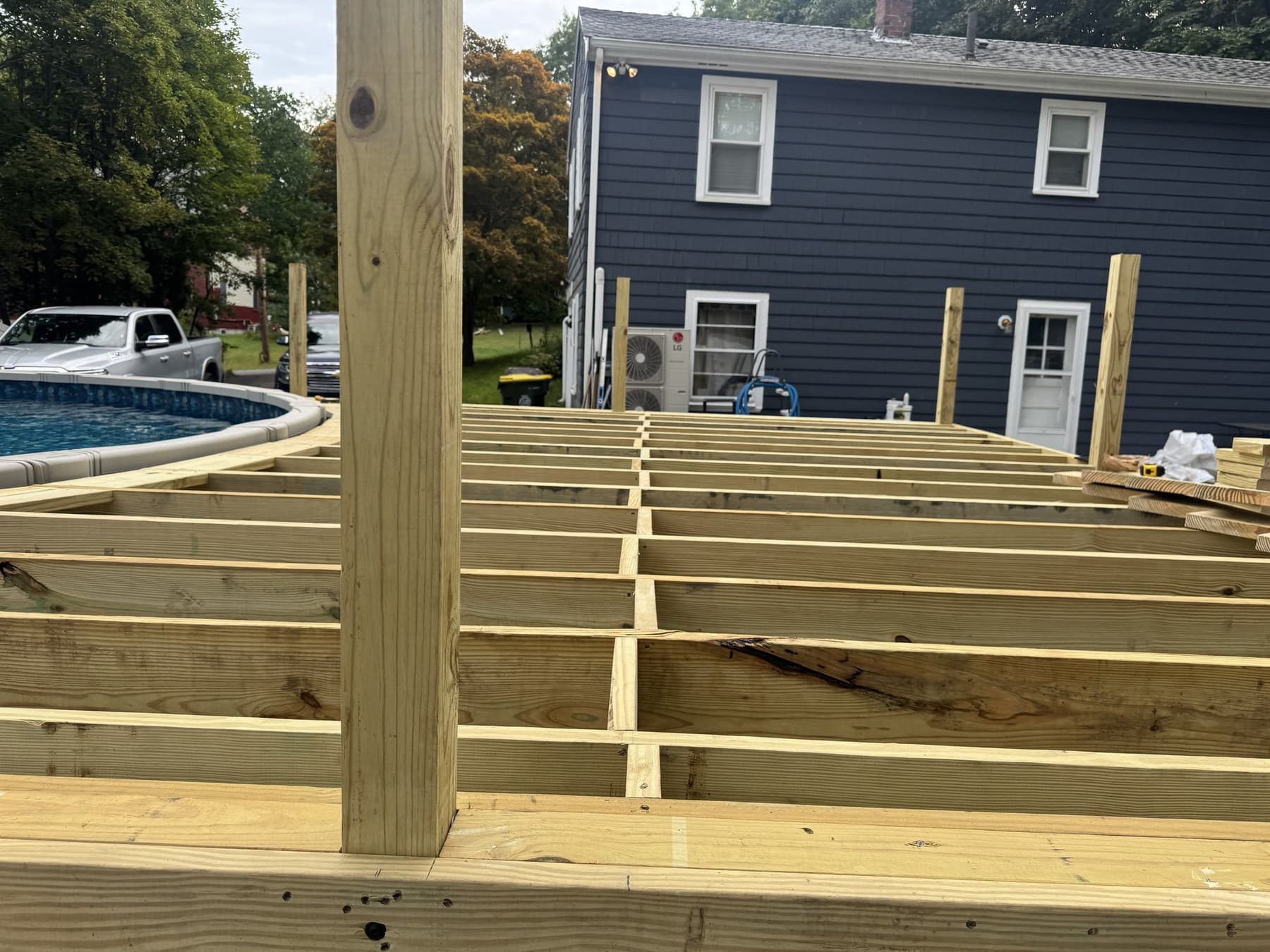 Worcester Poolside Deck — photograph 4